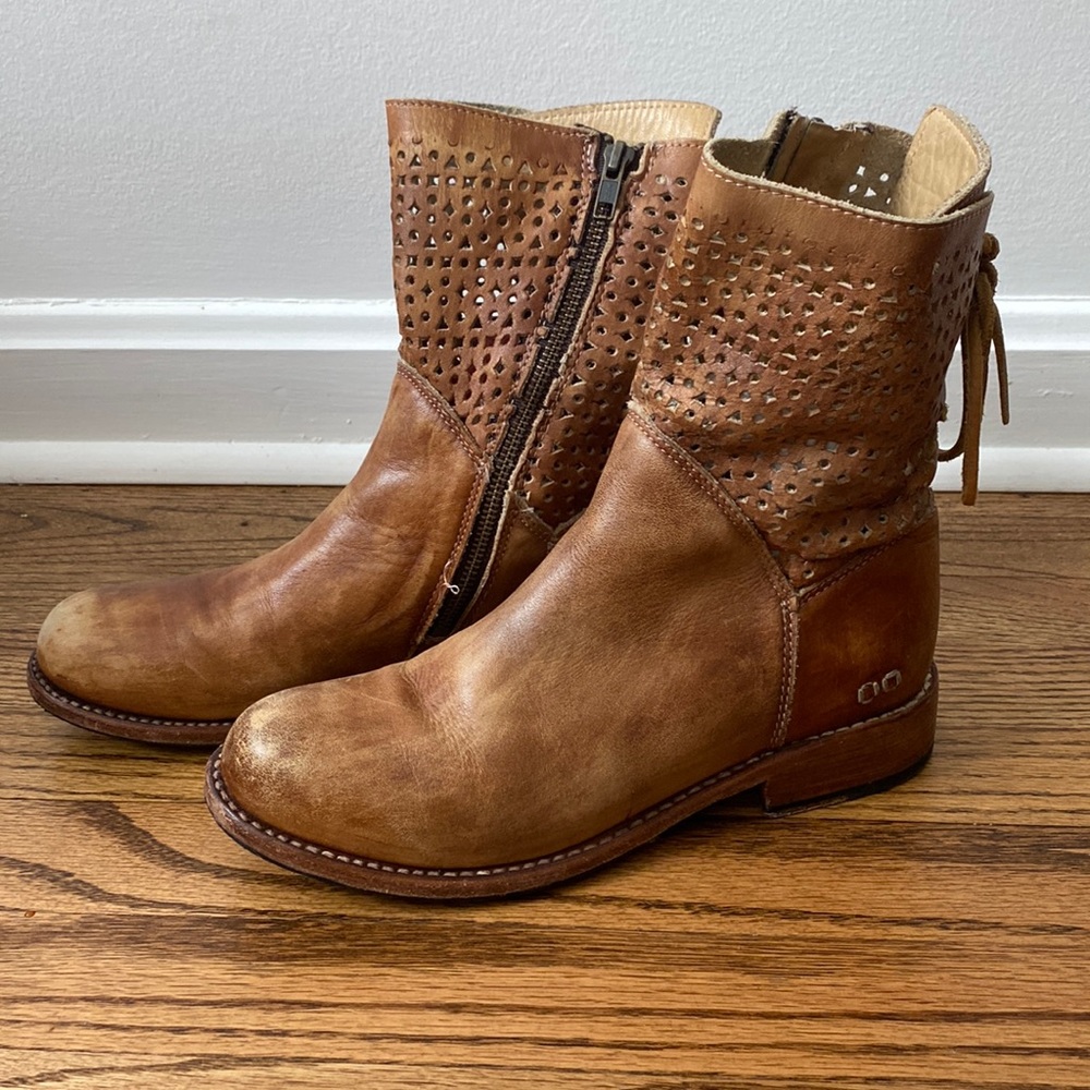 Bed Stu Women’s Bridgewater Leather Lace Back Rustic Ankle Boots Size 7- EUC